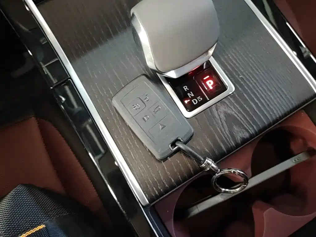 Land Rover Evoque — миниатюра 9