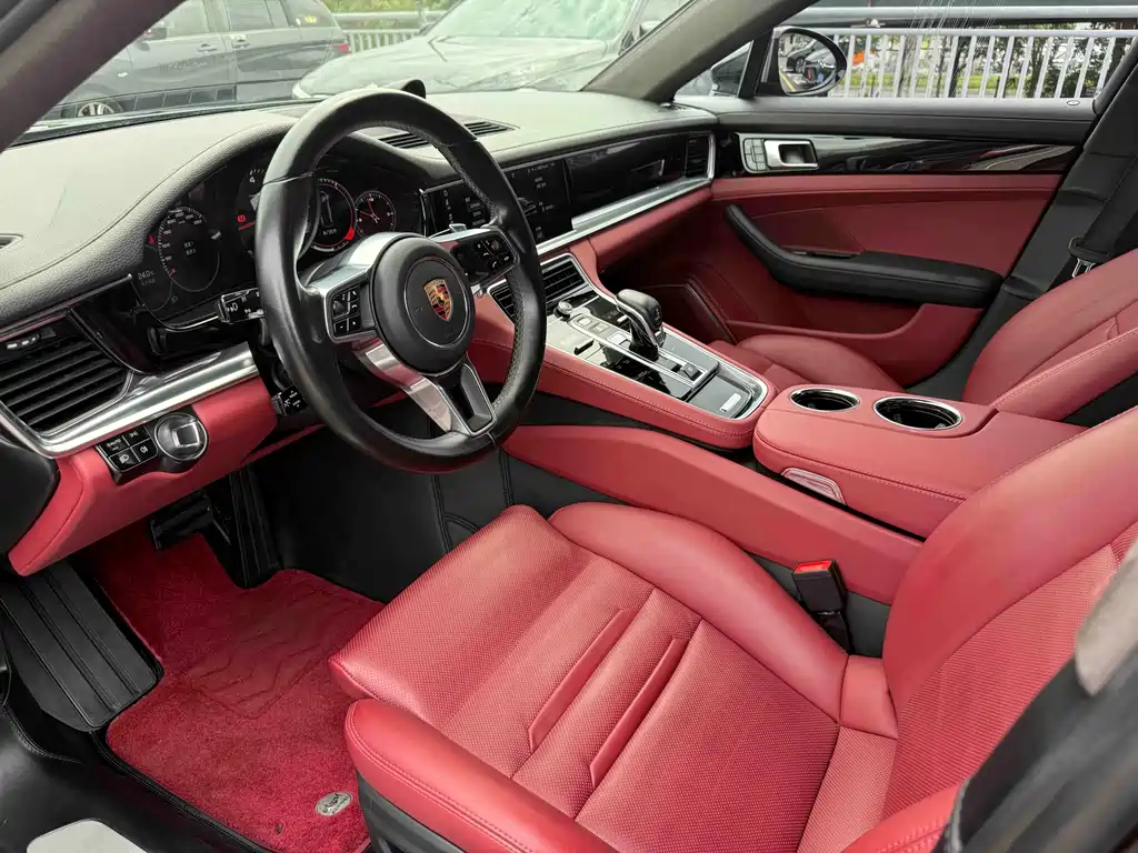 Porsche Panamera — миниатюра 4