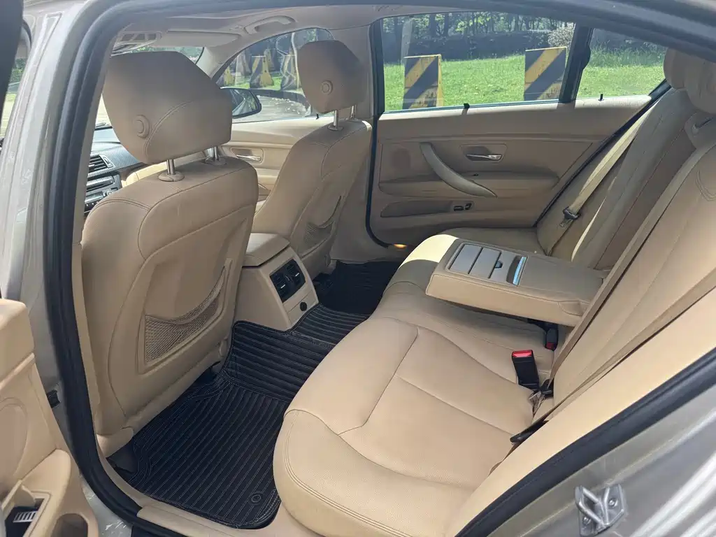 BMW 3 Series — миниатюра 12
