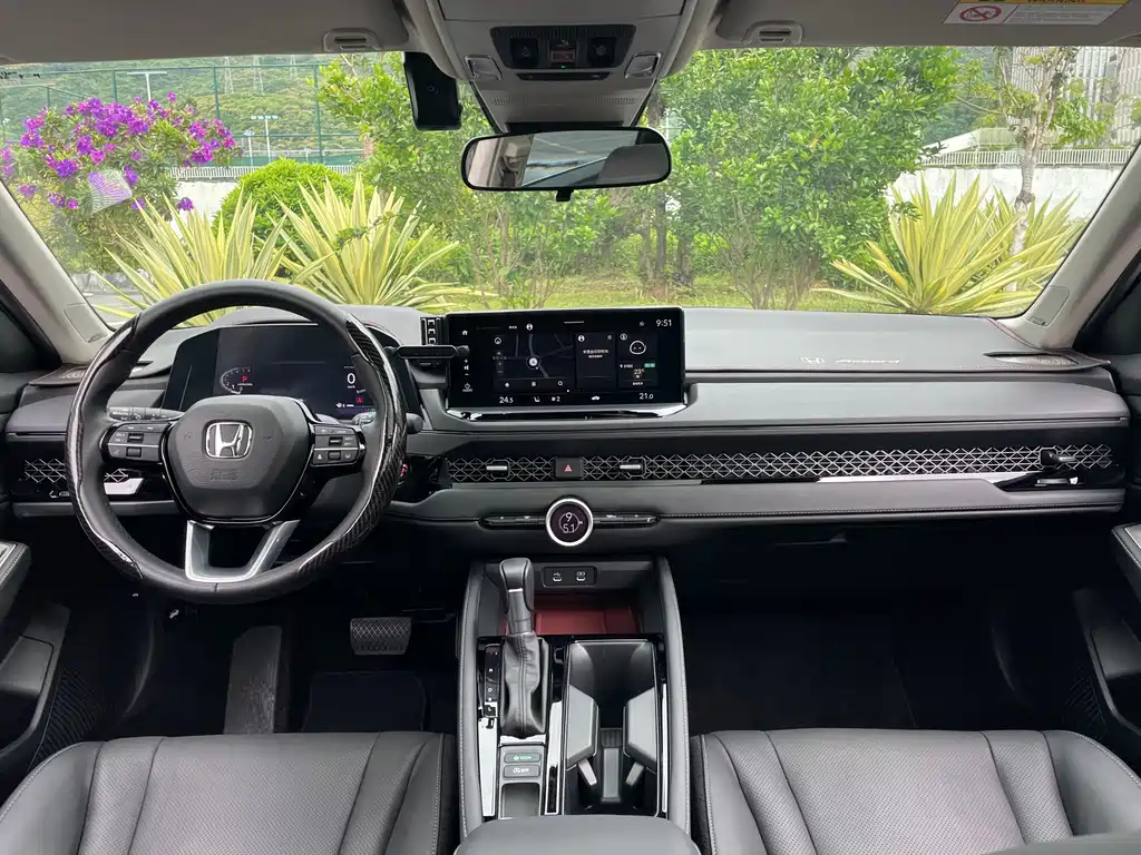 Honda Accord — миниатюра 7