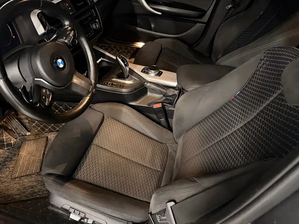 BMW 1 Series (Import) — миниатюра 10