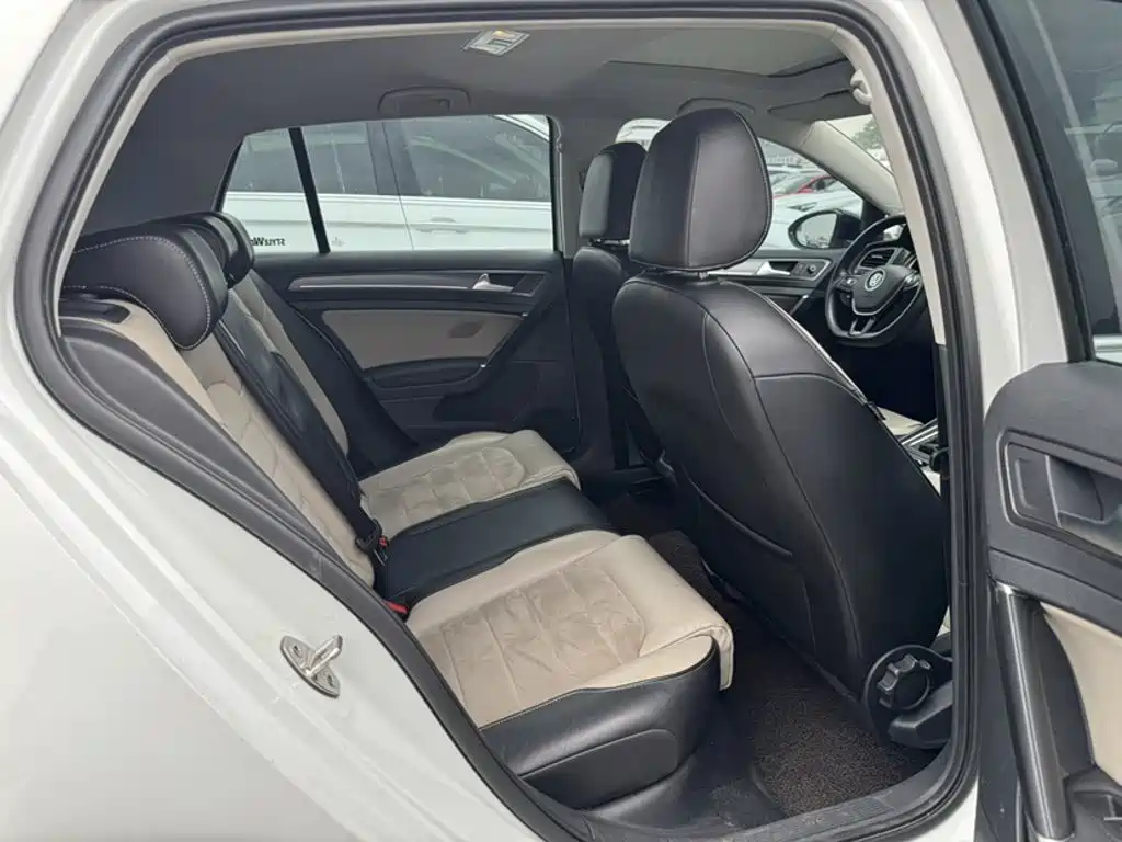 Volkswagen Golf — миниатюра 15