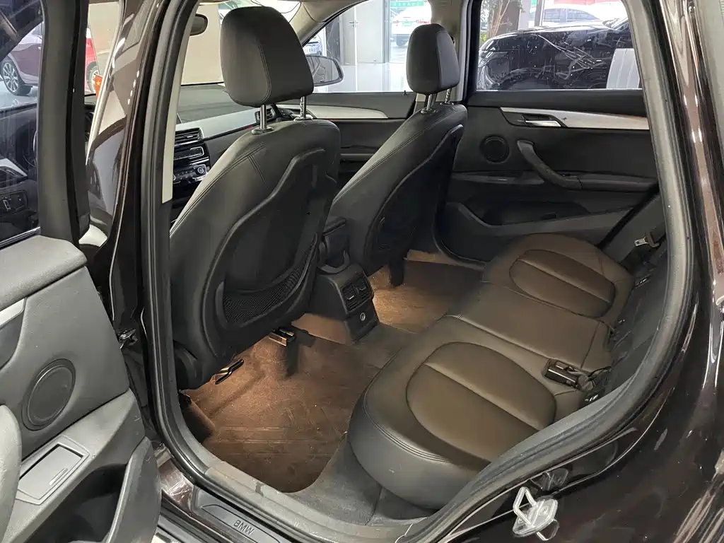 BMW X1 — миниатюра 6