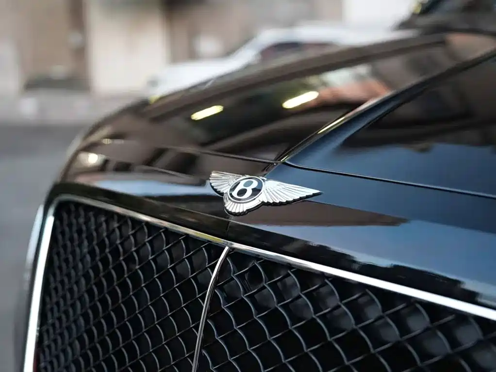 Bentley Bentayga — миниатюра 9
