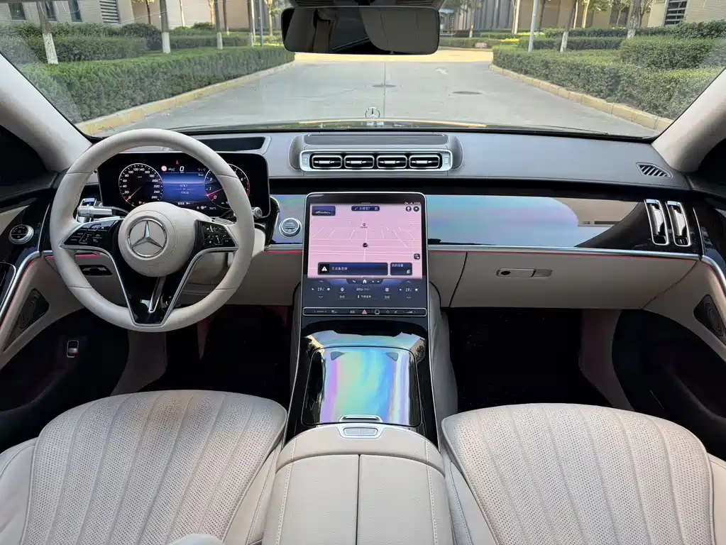 Mercedes-Benz S-Class — миниатюра 9
