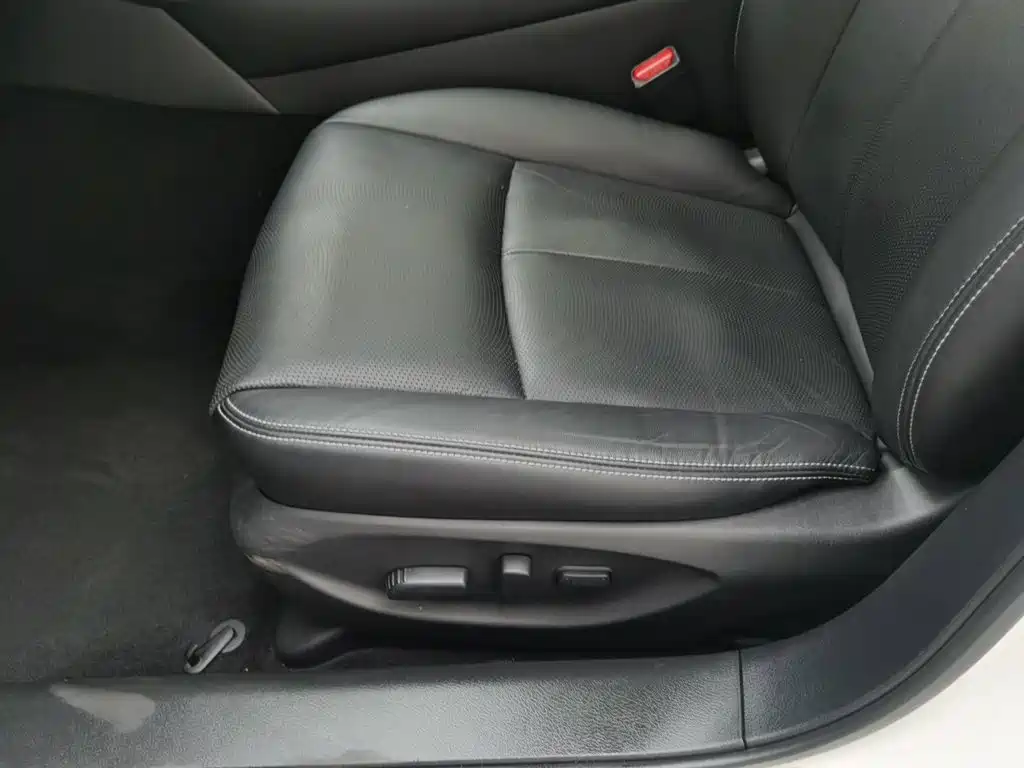 Infiniti Q50L — миниатюра 20