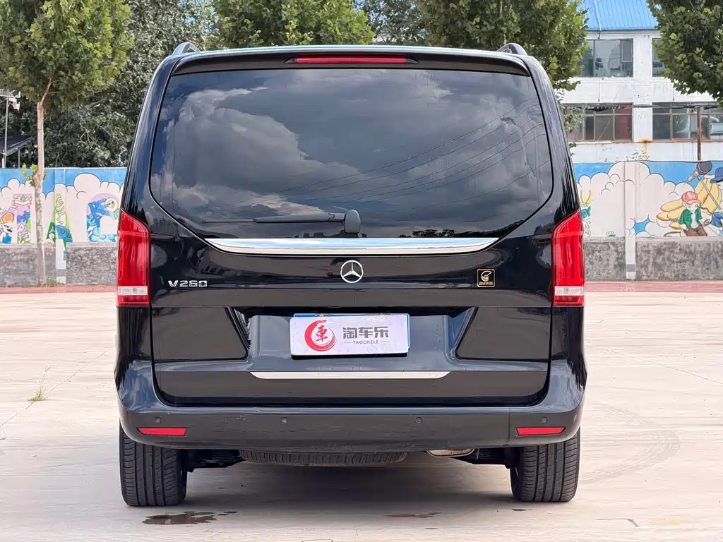 Mercedes-Benz V-Class — миниатюра 21