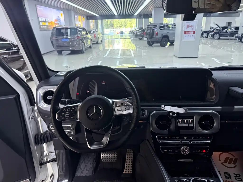 Mercedes-Benz G-Class — миниатюра 12