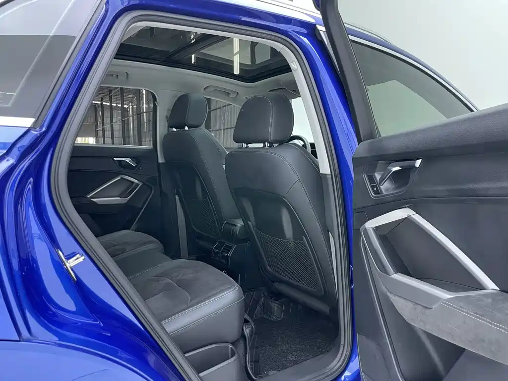 Audi Q3 — миниатюра 23