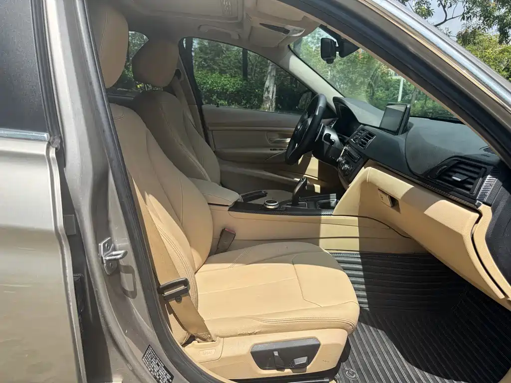 BMW 3 Series — миниатюра 11