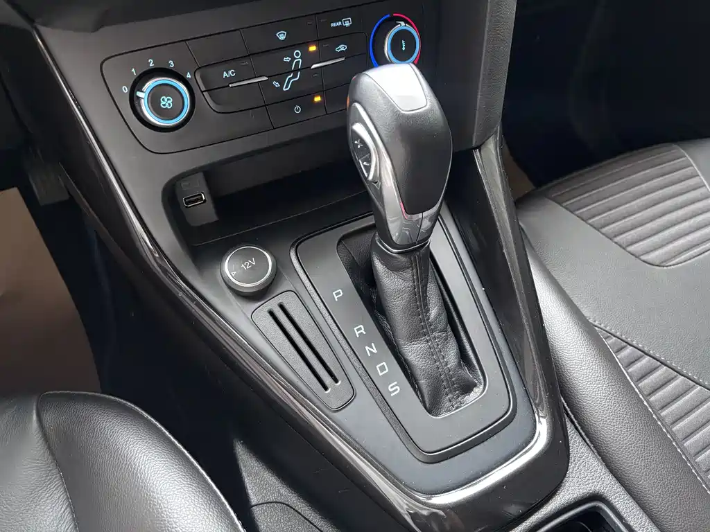 Ford Focus — миниатюра 16