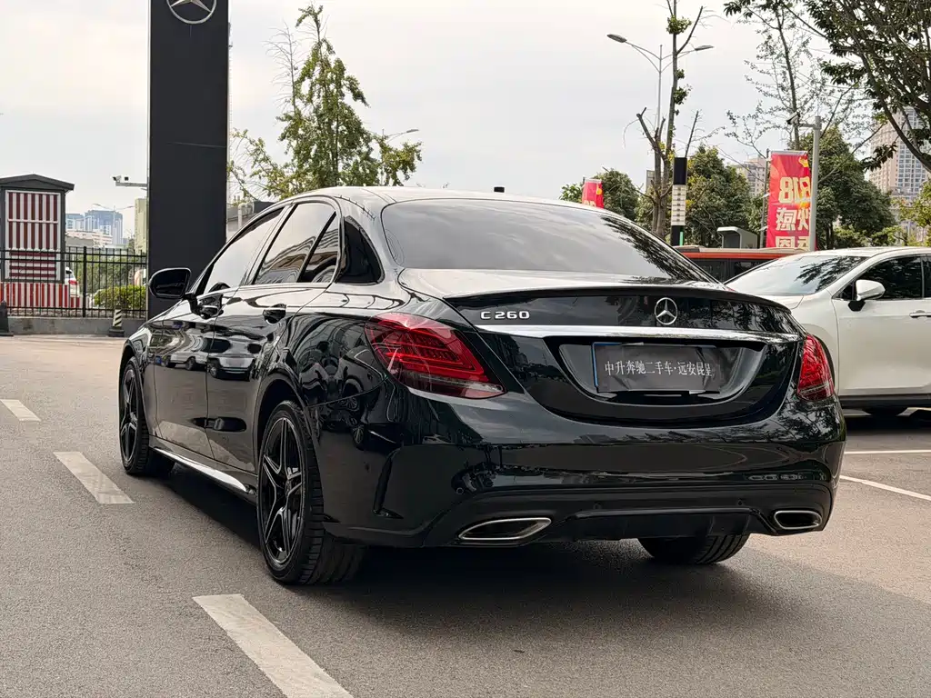 Mercedes-Benz C-Class — миниатюра 9