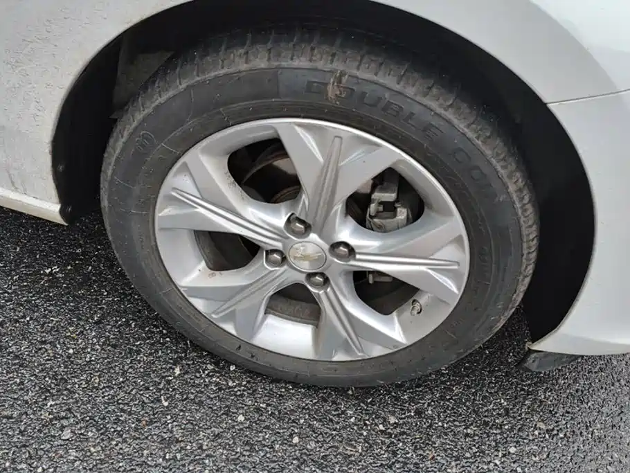 Chevrolet Cavalier — миниатюра 6