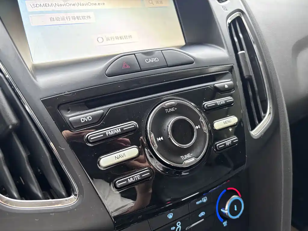 Ford Focus — миниатюра 14
