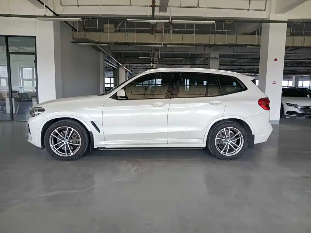 BMW X3 — миниатюра 3
