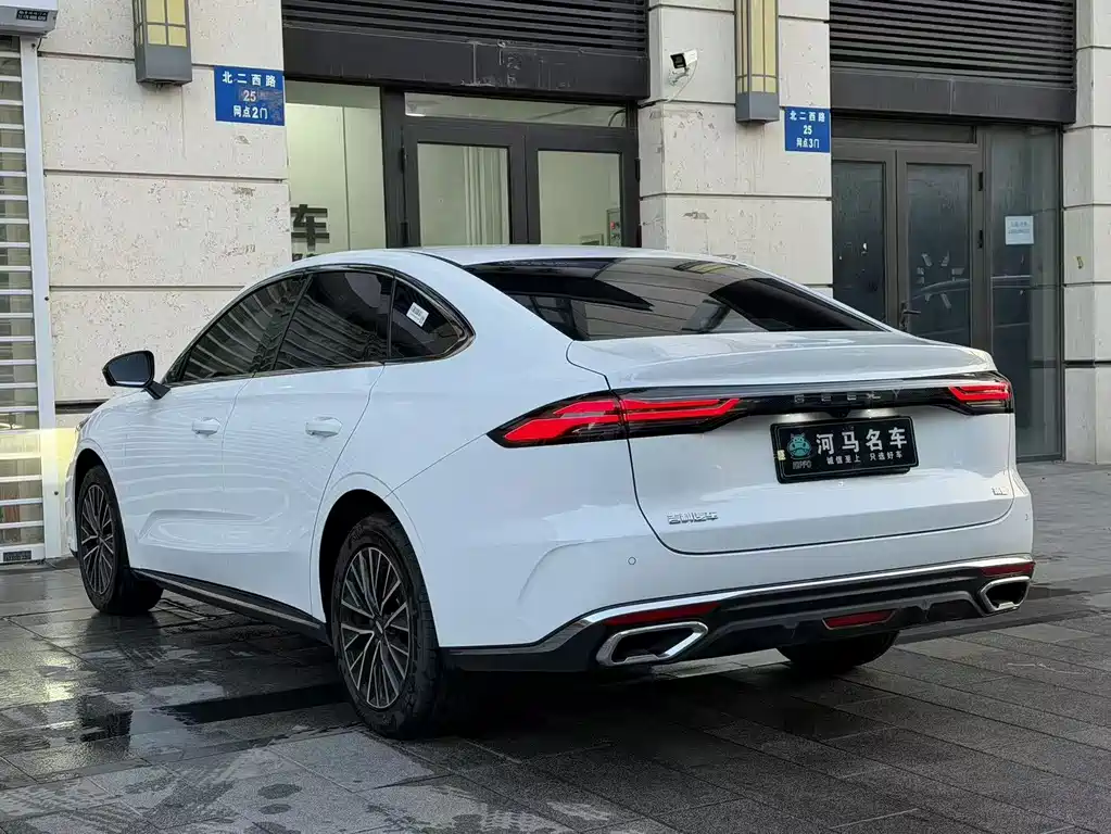 Geely Emgrand — миниатюра 11
