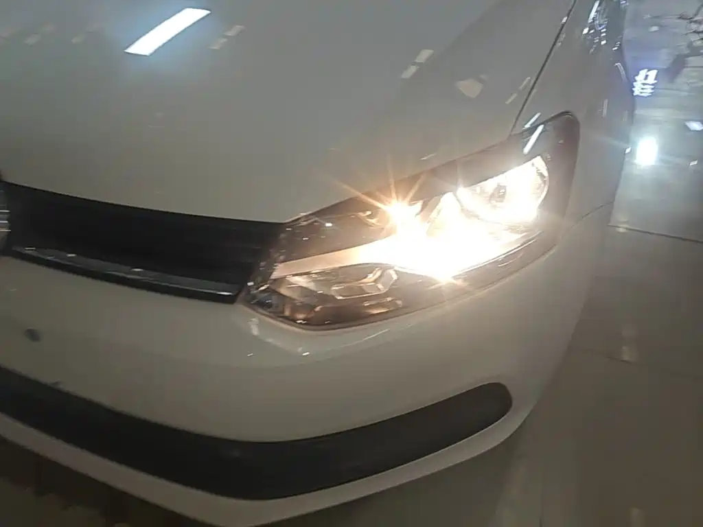 Volkswagen Polo — миниатюра 24