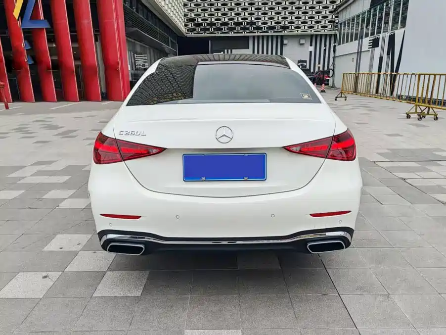Mercedes-Benz C-Class — миниатюра 9