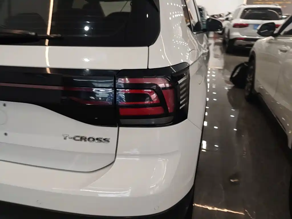 Volkswagen T-Cross — миниатюра 8