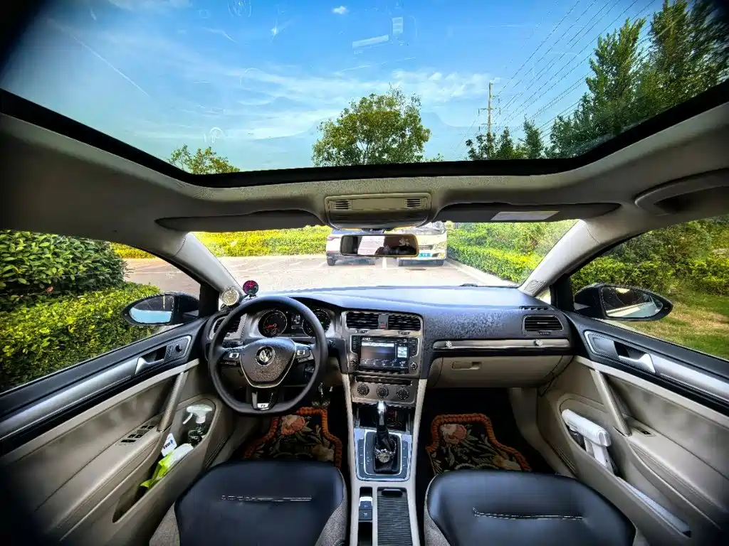 Volkswagen Golf — миниатюра 9
