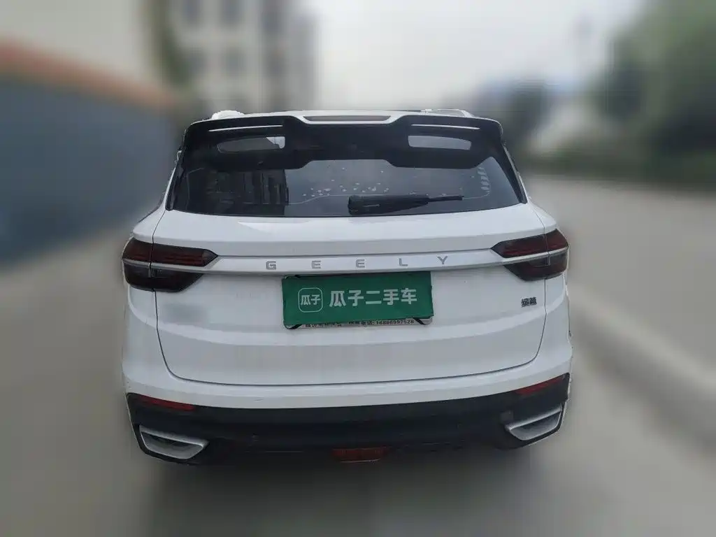 Geely Binyue — миниатюра 3