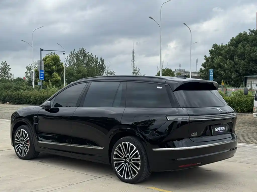 NIO ES8 — миниатюра 11
