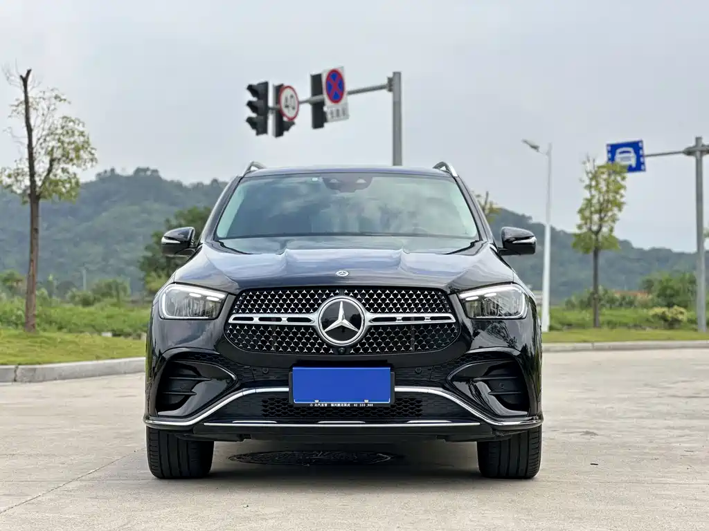 Mercedes-Benz GLE (Import) — миниатюра 4