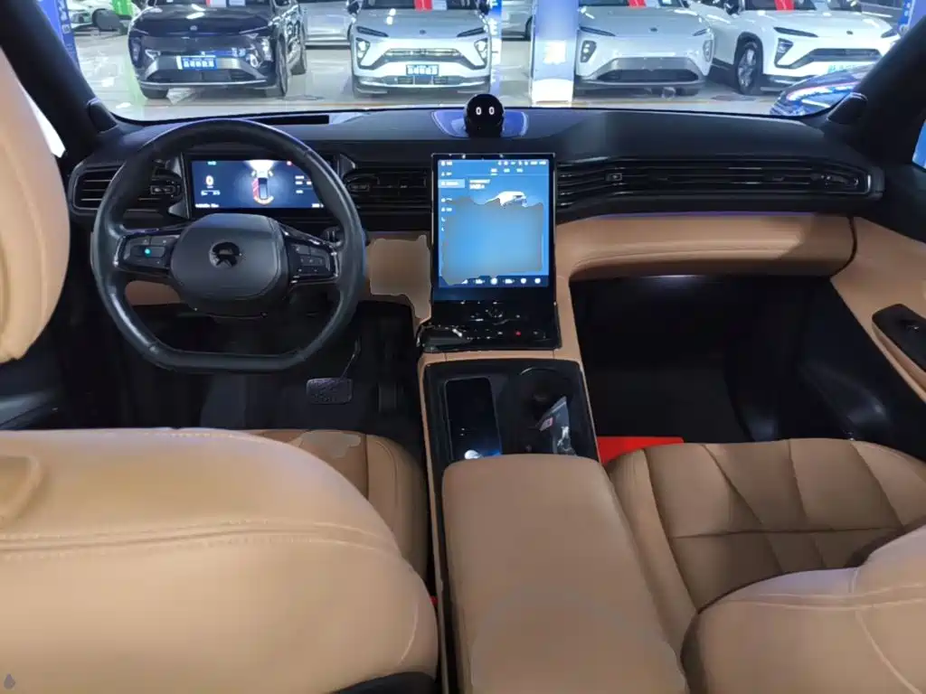 NIO ES8 — миниатюра 10