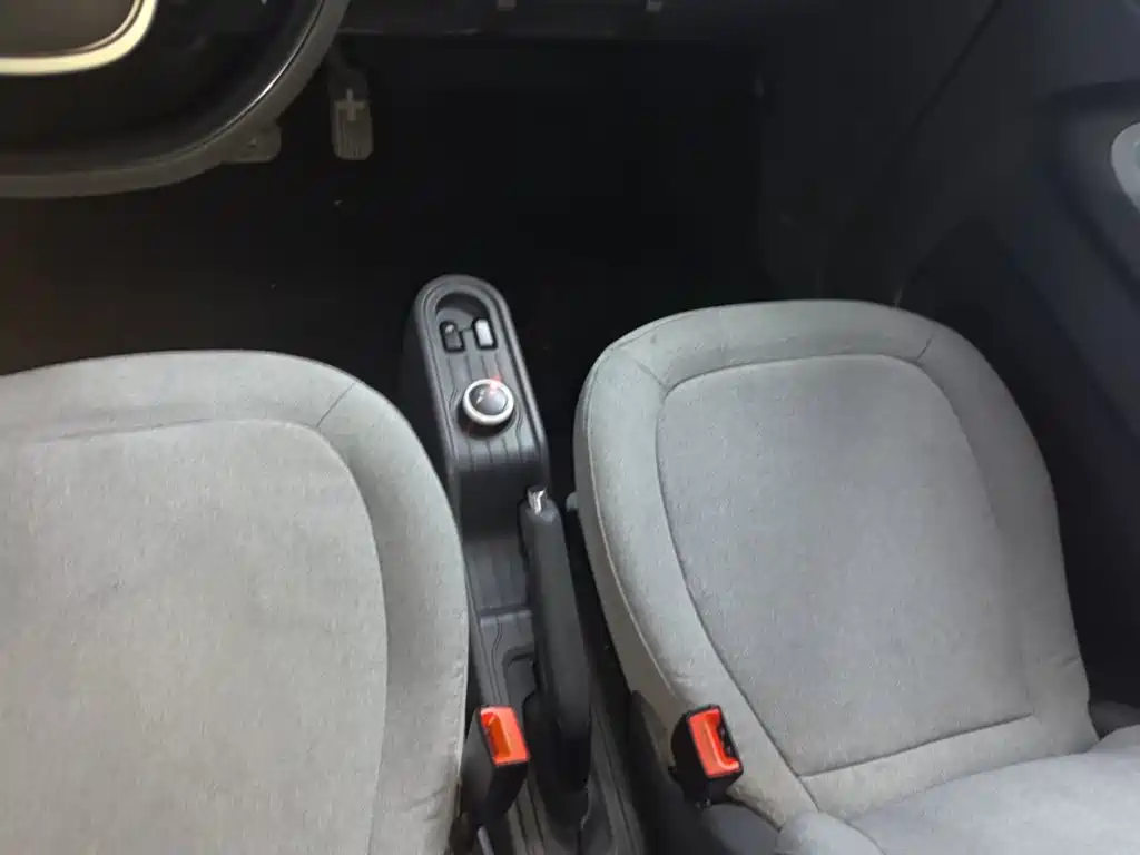Wuling MINIEV — миниатюра 14