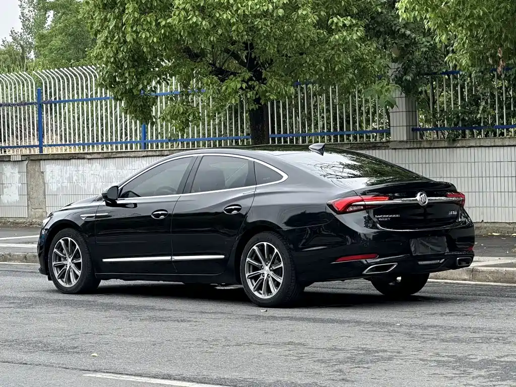 Buick LaCrosse — миниатюра 6