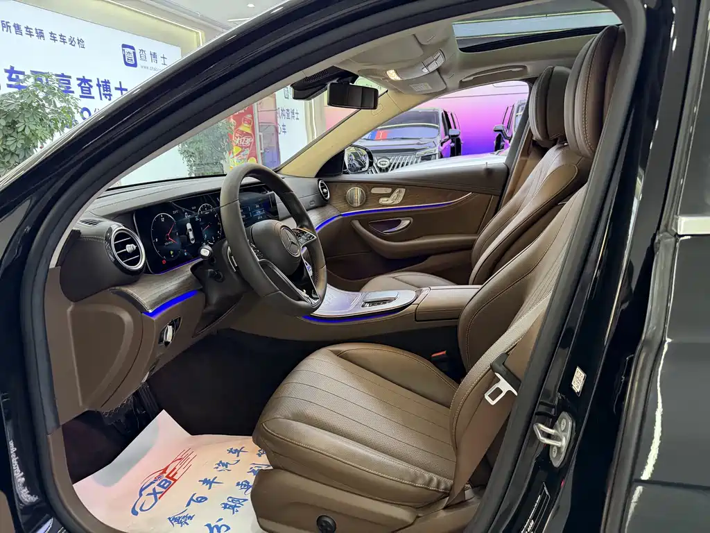 Mercedes-Benz E-Class — миниатюра 4