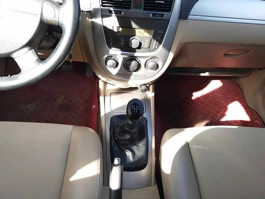 Buick Excelle — миниатюра 16