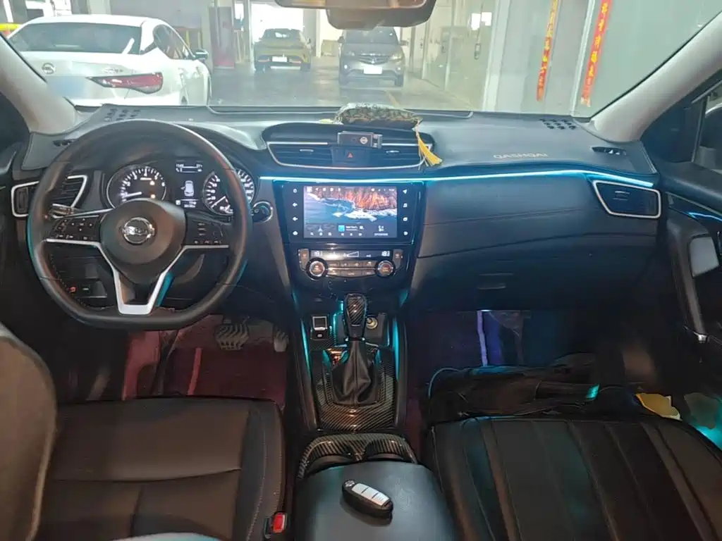 Nissan Qashqai — миниатюра 10
