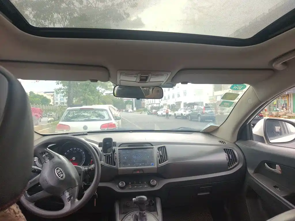 Kia Sportage — миниатюра 14