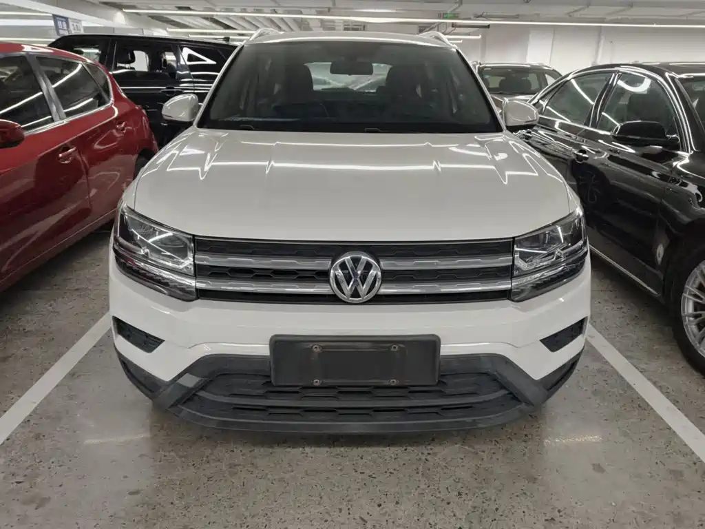Volkswagen Tharu — миниатюра 2