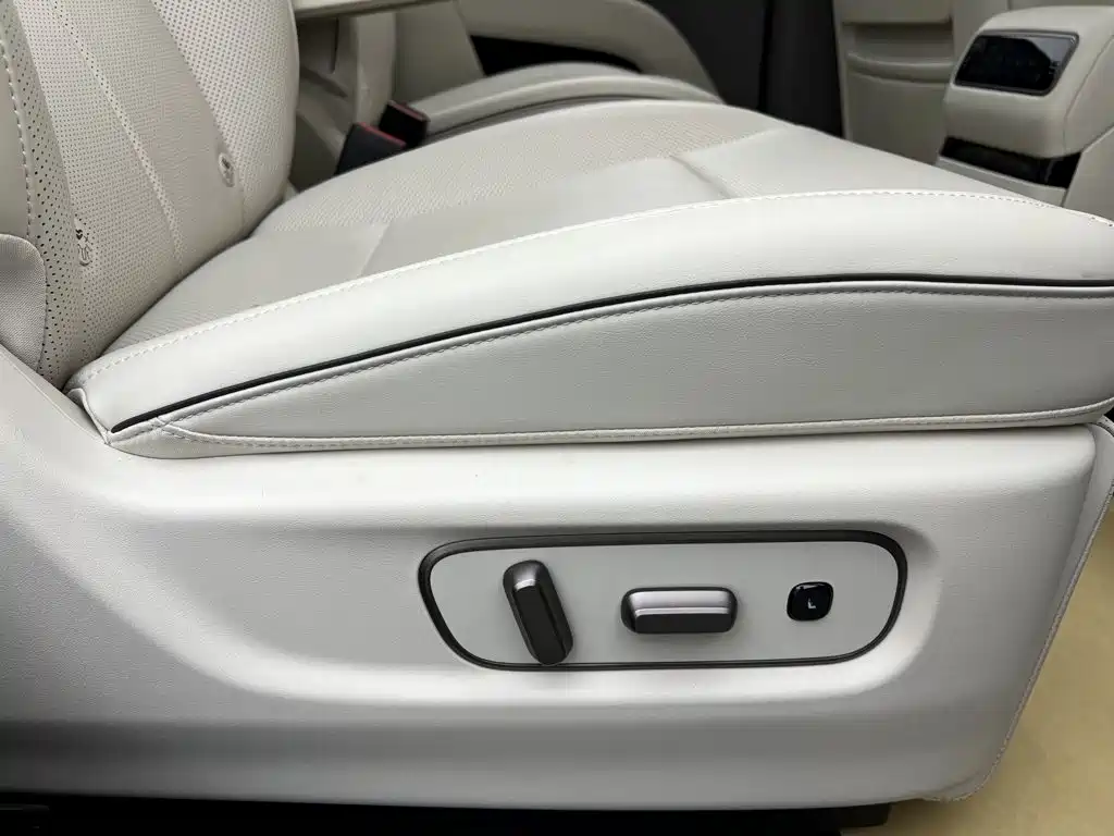 Li Auto Li i8 — миниатюра 50