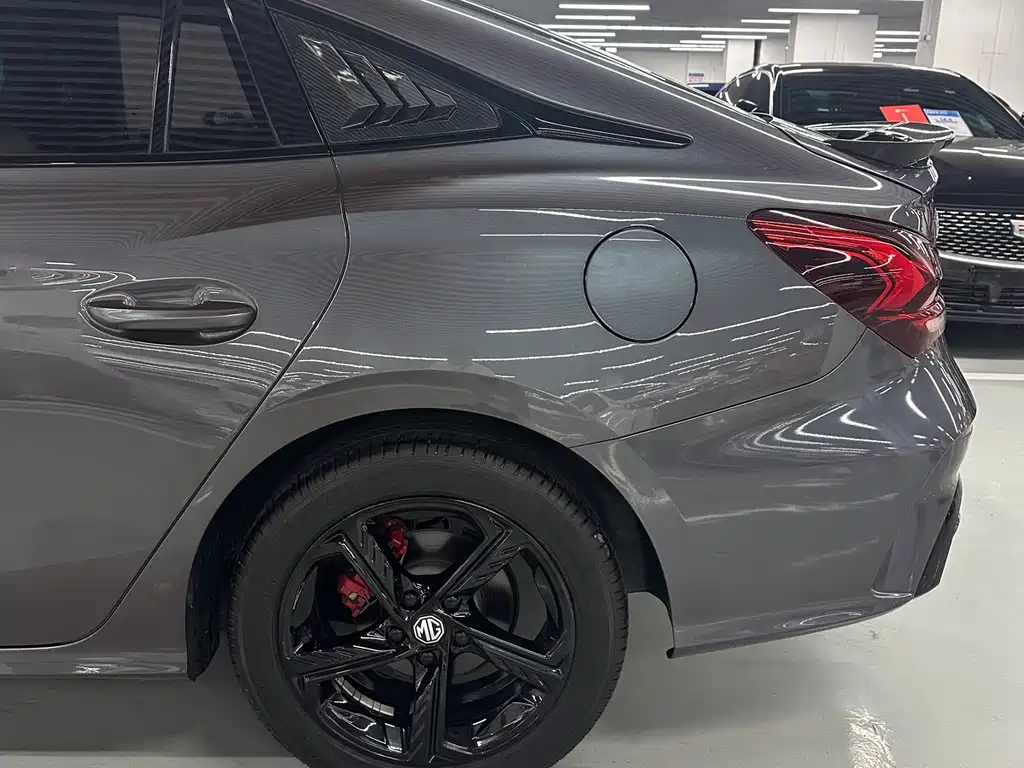 MG MG5 — миниатюра 8