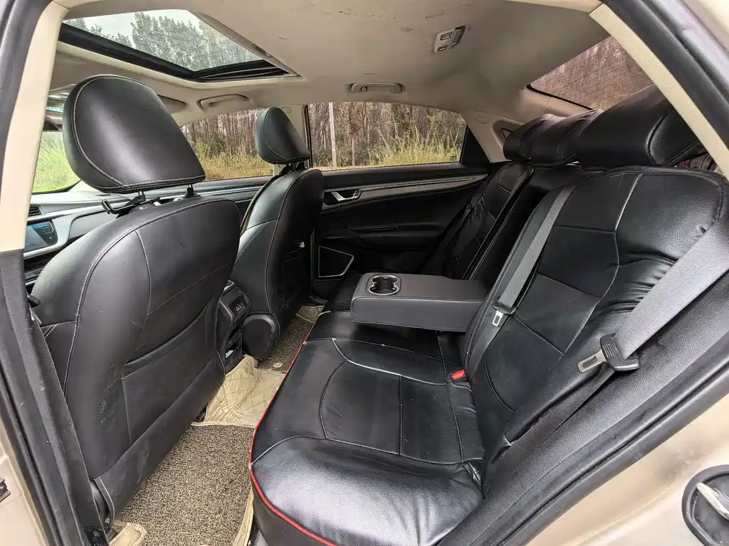 Geely Emgrand GL — миниатюра 14