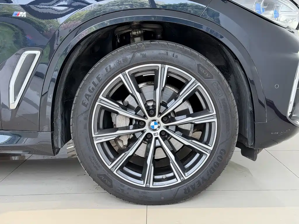 BMW X5 — миниатюра 23