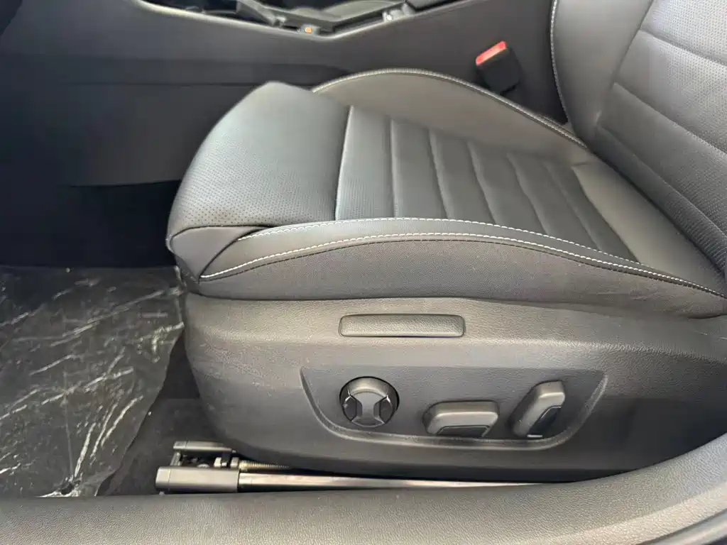 Skoda Superb — миниатюра 18