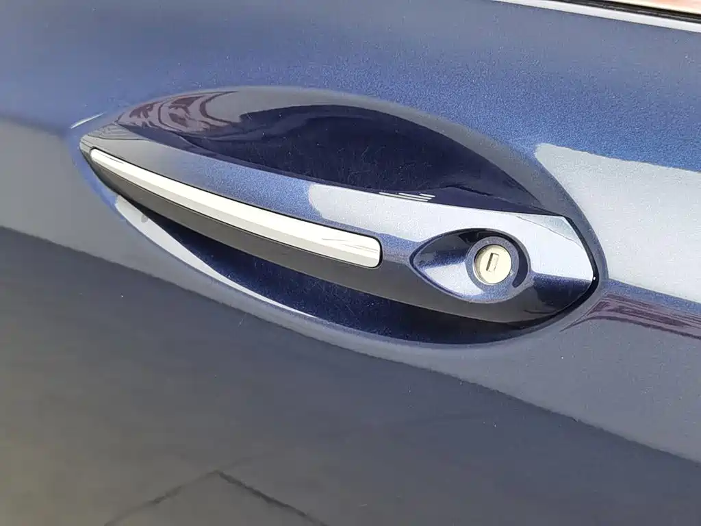 Lincoln MKZ — миниатюра 18