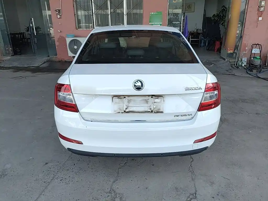 Skoda Octavia — миниатюра 6