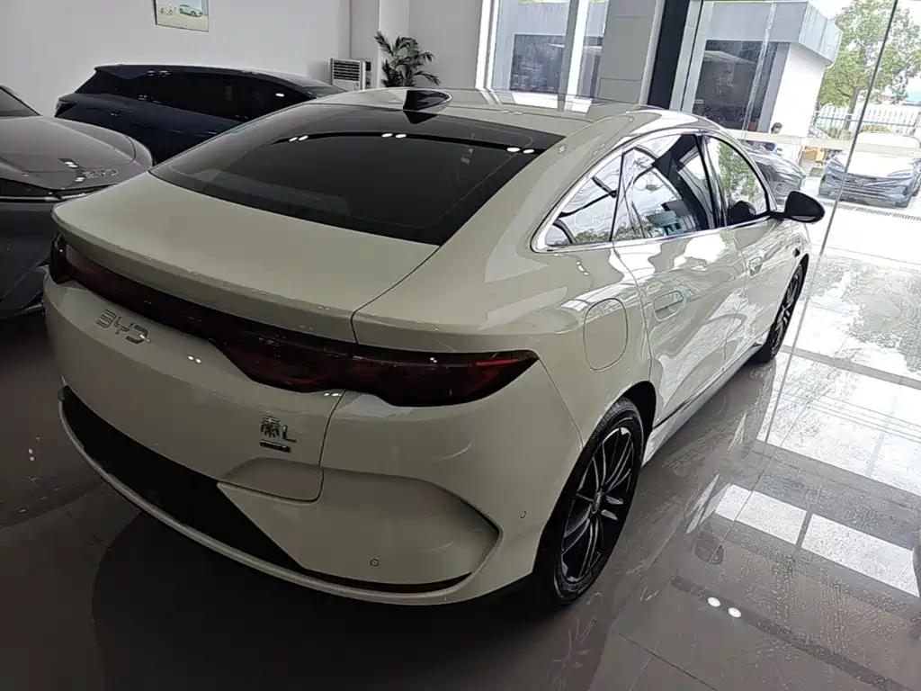 BYD Qin L — миниатюра 7