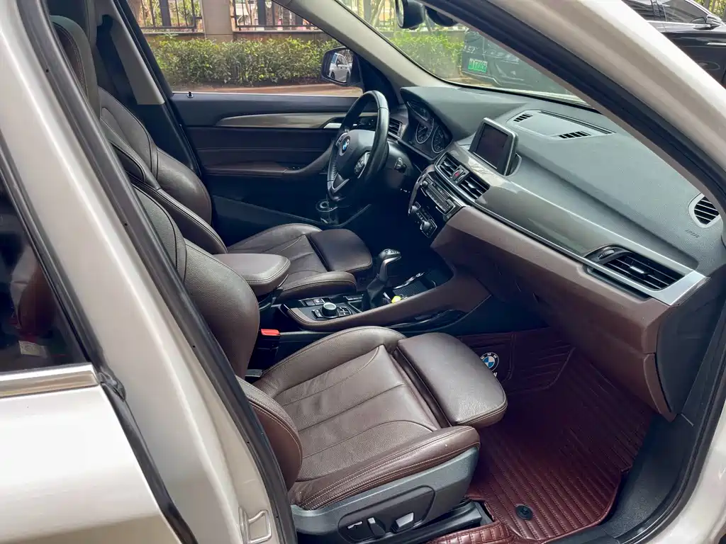 BMW X1 — миниатюра 4