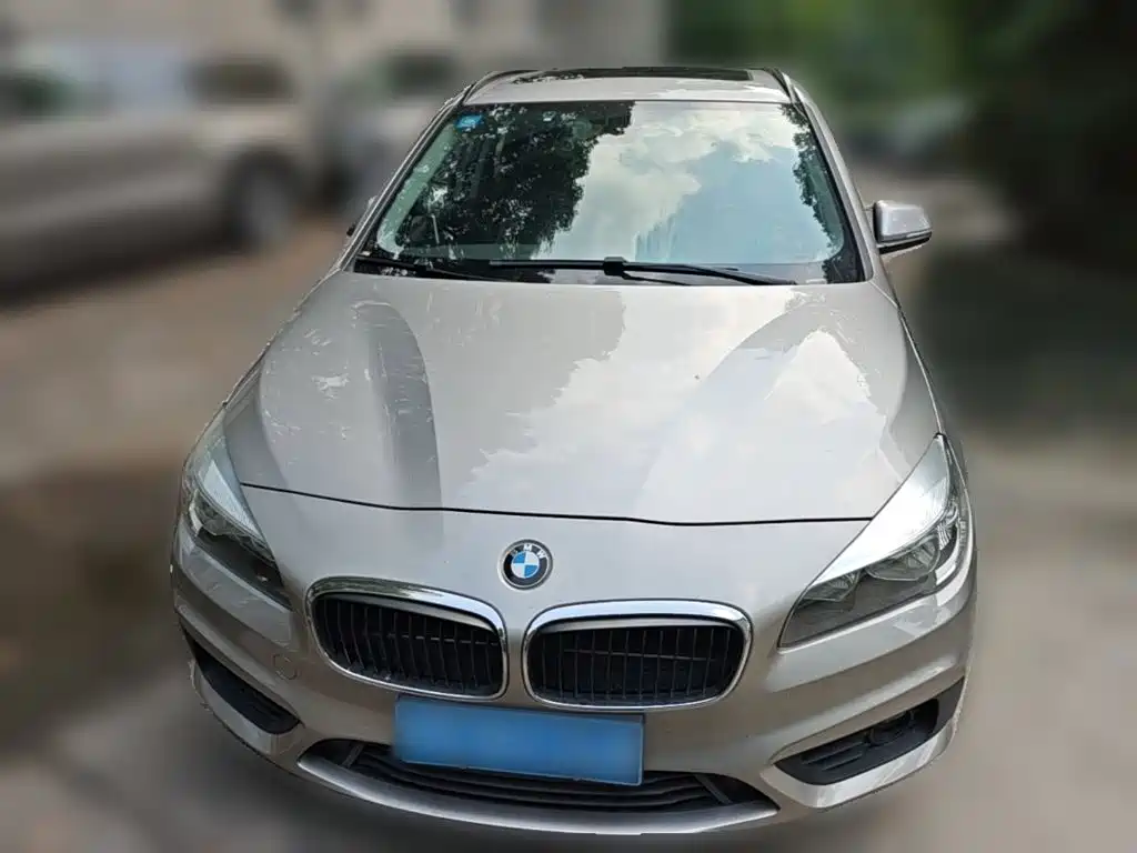 BMW 2 Series Active Tourer — миниатюра 24