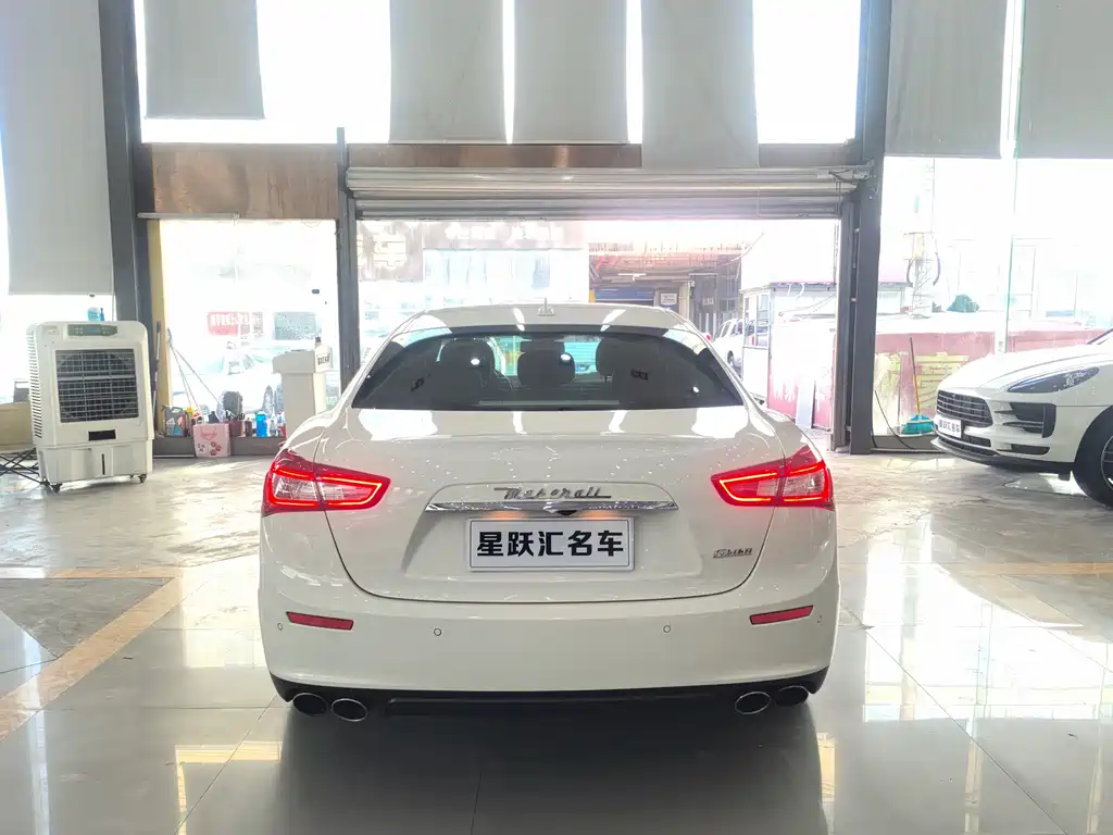 Maserati Ghibli — миниатюра 5