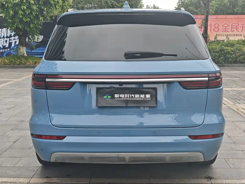 Li Auto Li ONE — миниатюра 5