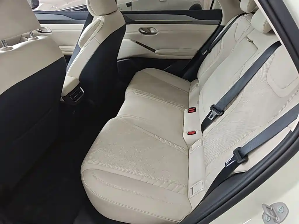 BYD Qin L — миниатюра 17