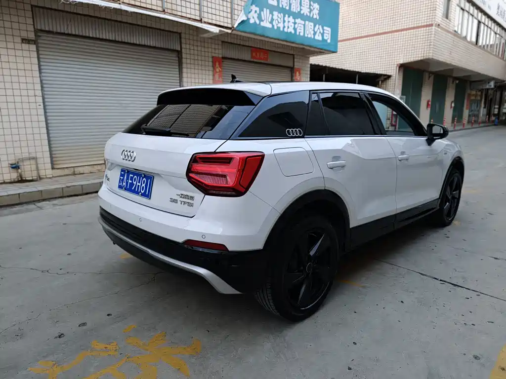Audi Q2L — миниатюра 6