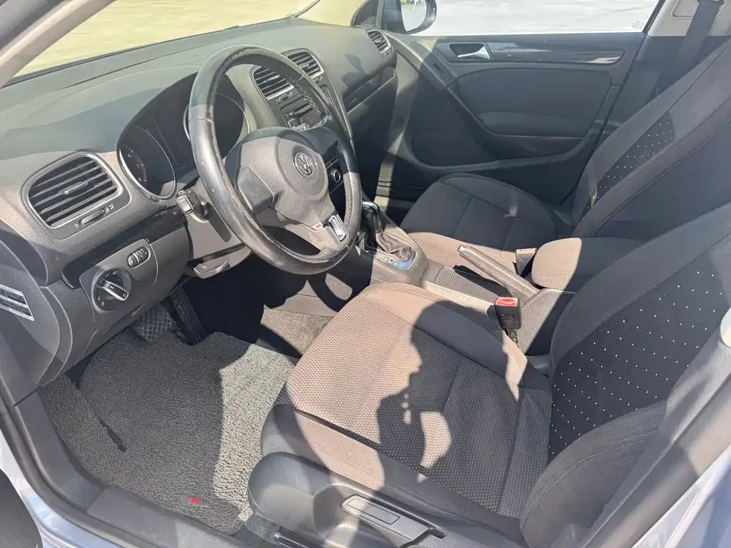 Volkswagen Golf — миниатюра 9